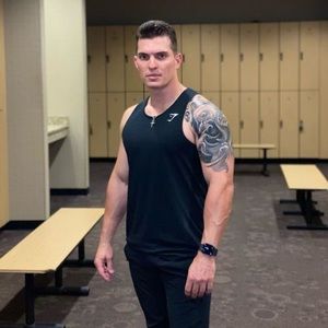 Meet your Posher, Eric